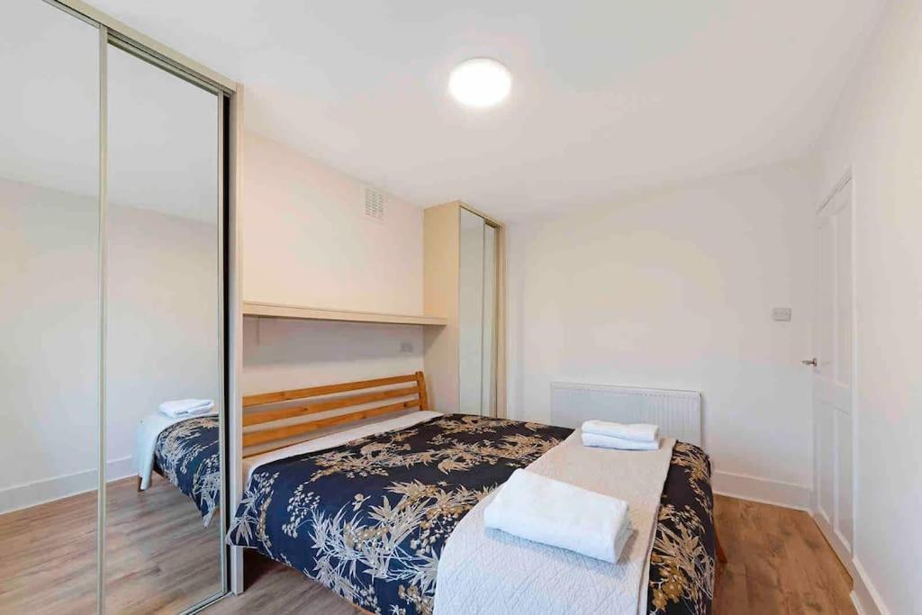 New 1 Bed Westfield/ Chiswick/ Hammersmith Appartamento Londra