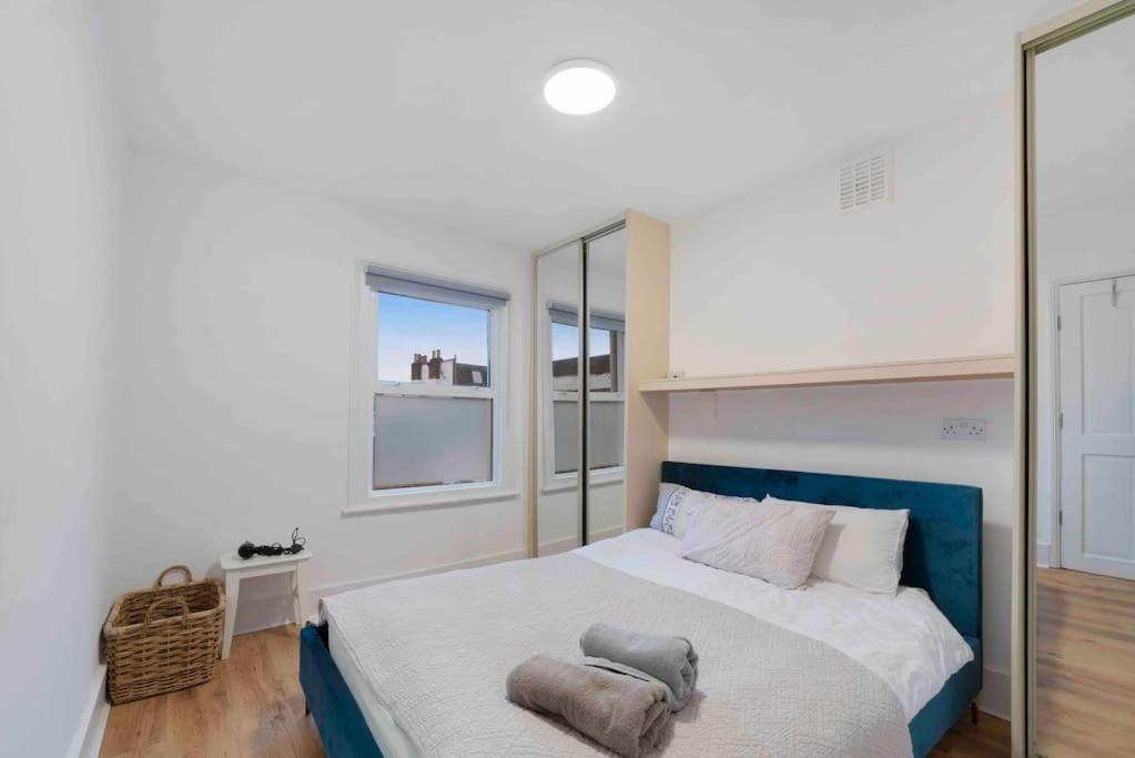 New 1 Bed Westfield/ Chiswick/ Hammersmith Appartamento *